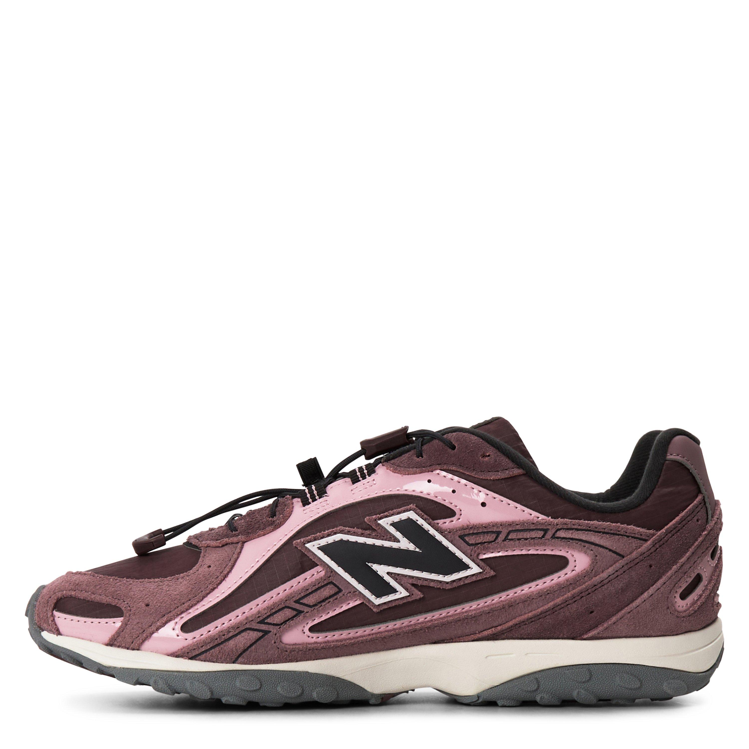 New Balance Women's 204L Runners