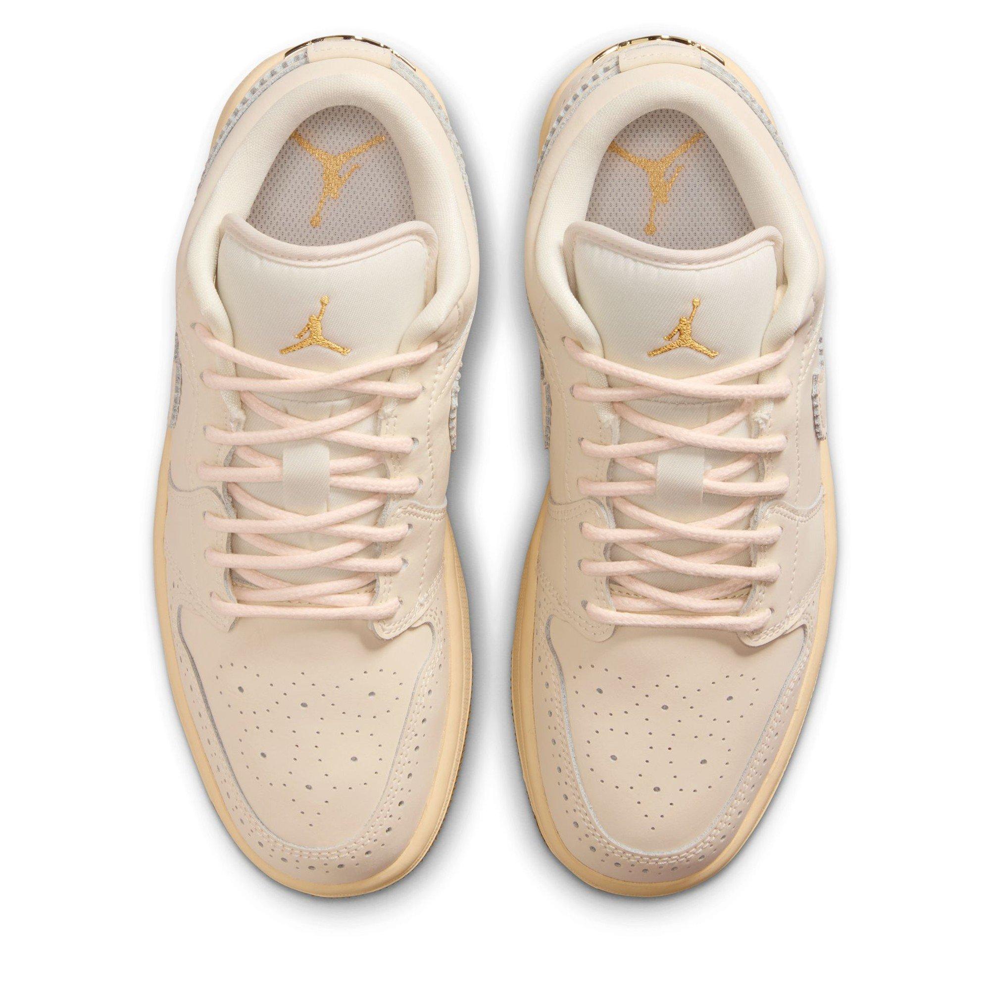 Air Jordan Women's Jordan 1 Low SE Leather Trainers