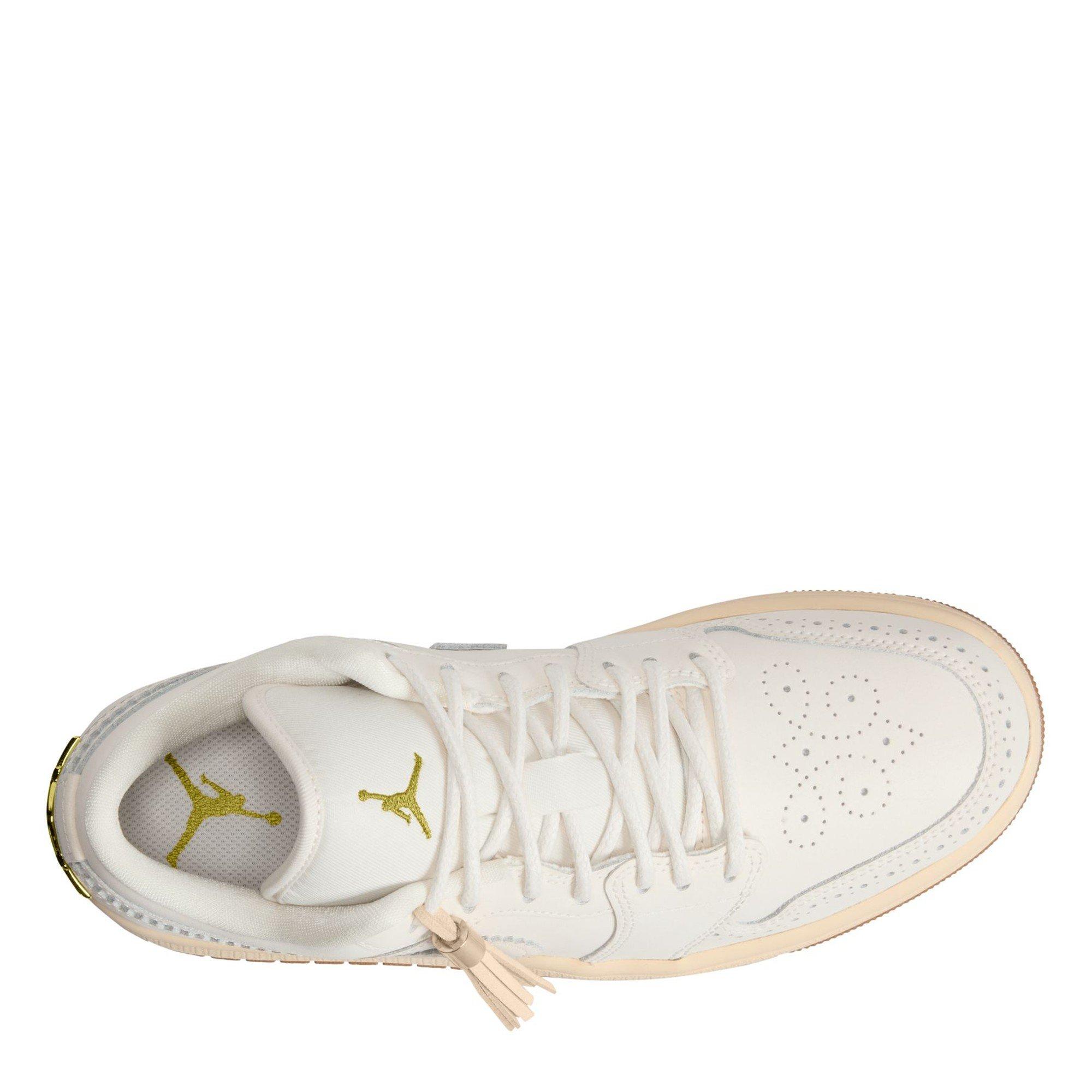 Air Jordan Women's Jordan 1 Low SE Leather Trainers