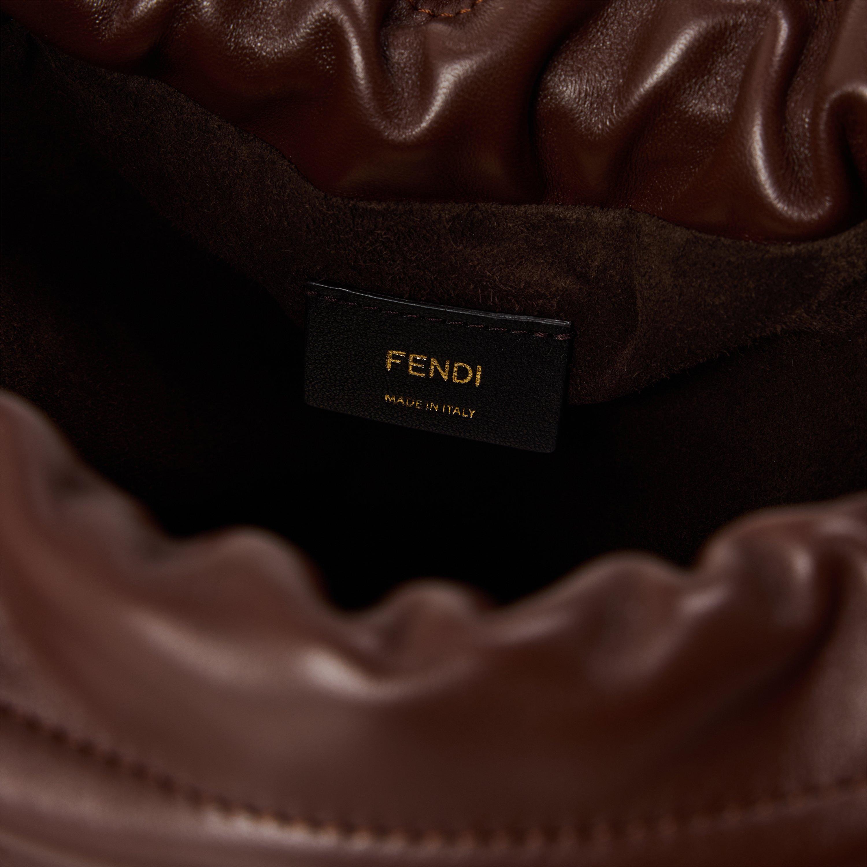 Fendi Womens Medium Mamma Baguette