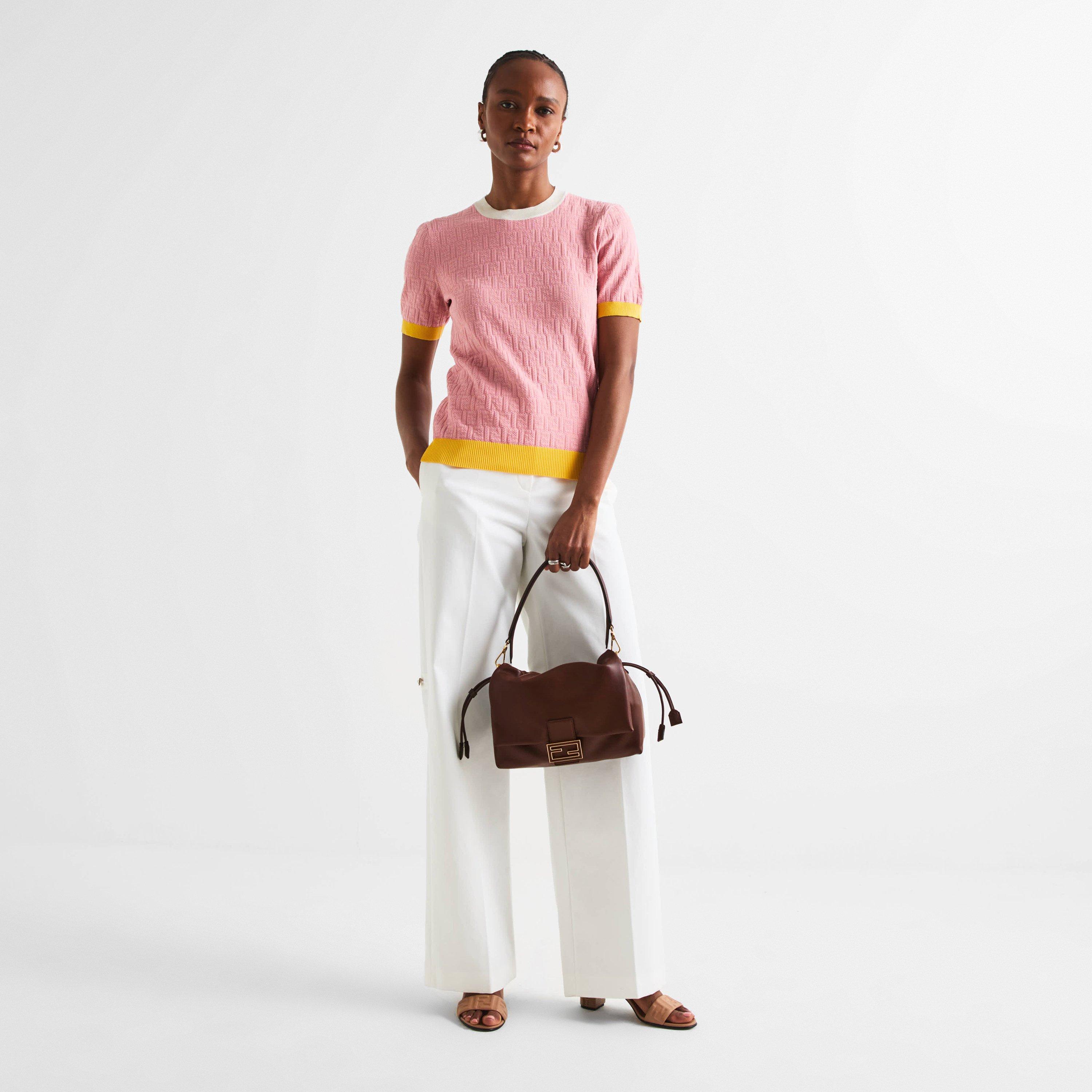 Fendi Womens Medium Mamma Baguette