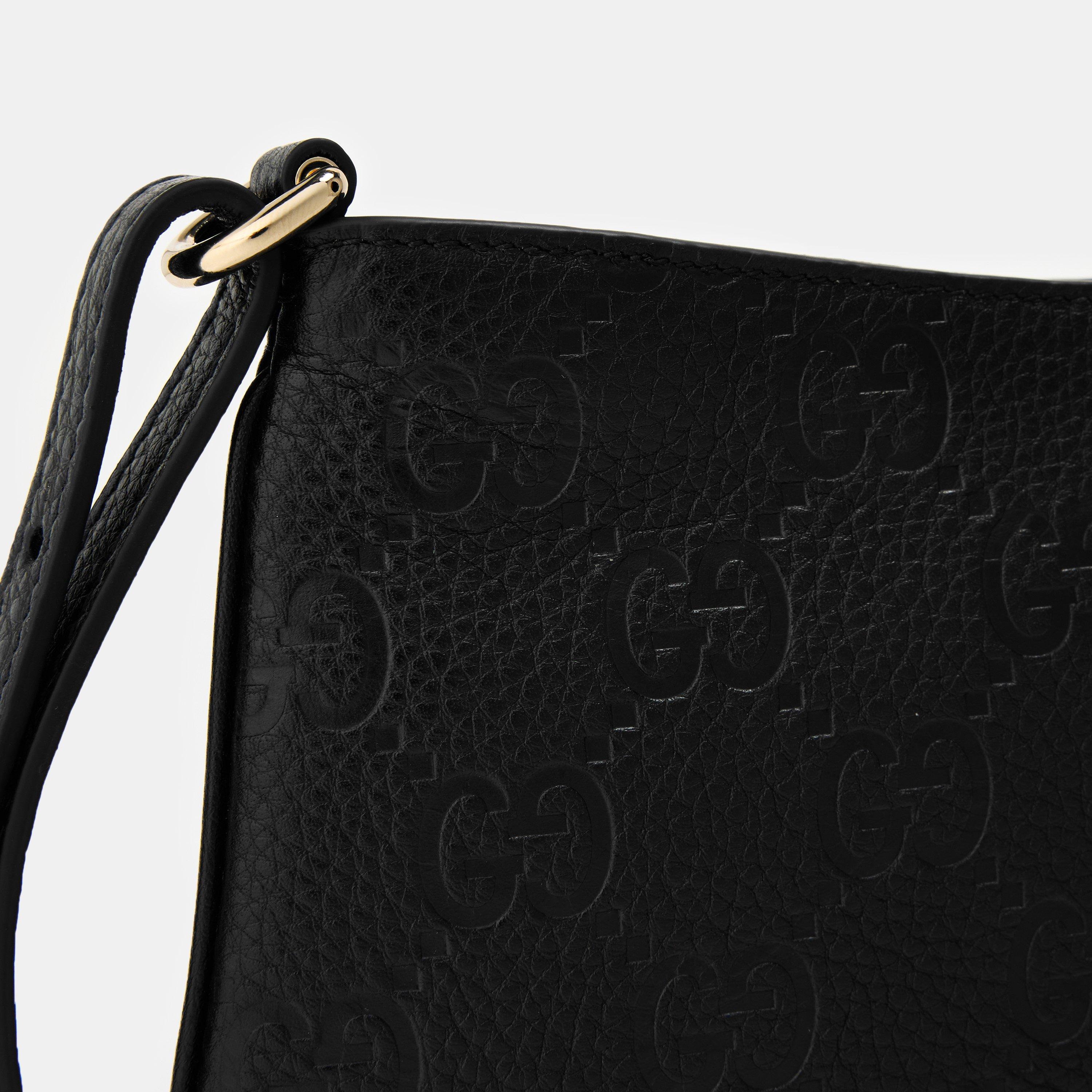 Gucci Women's Emblem Wallet On Chain