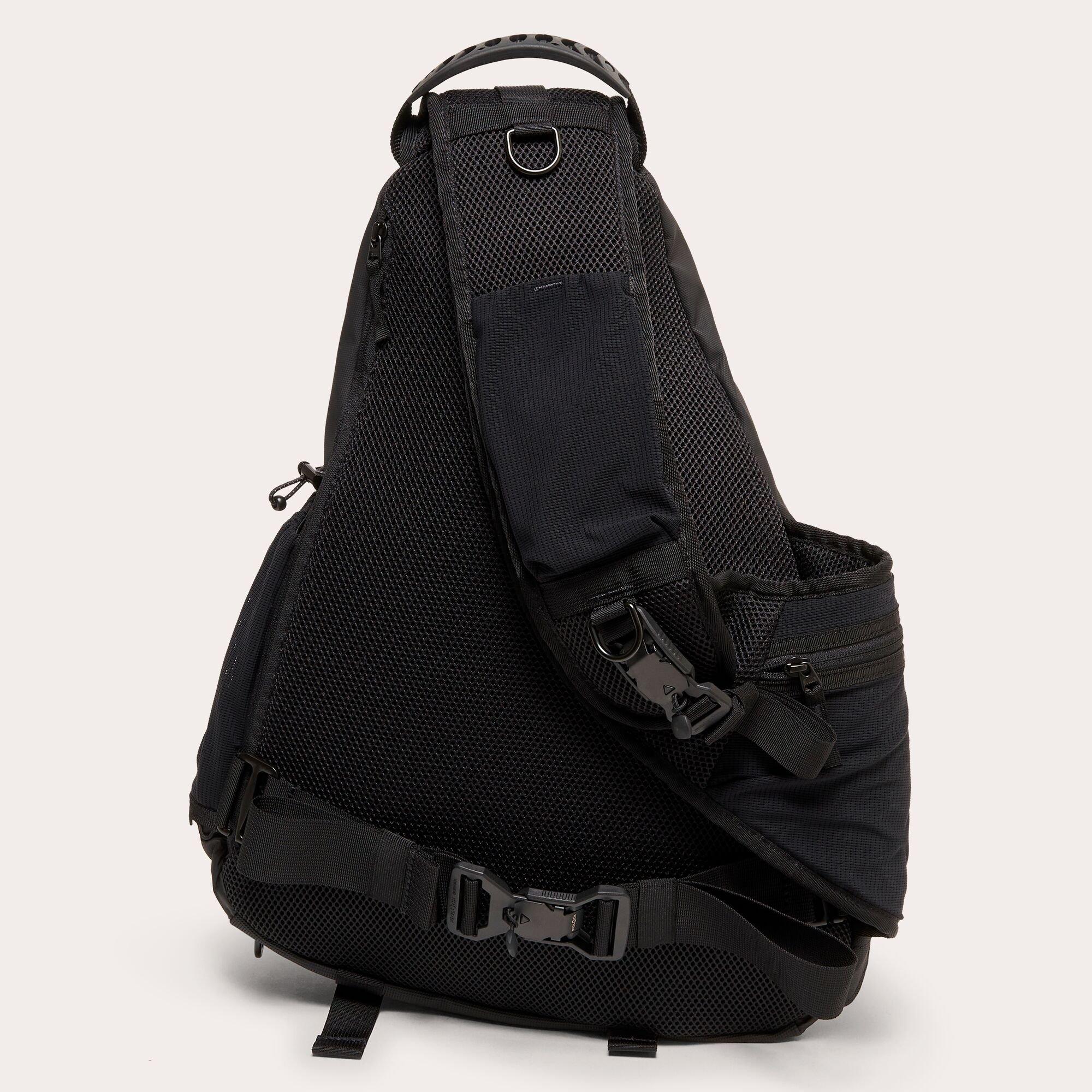 Oakley Latitude Sling Cross Body Bag
